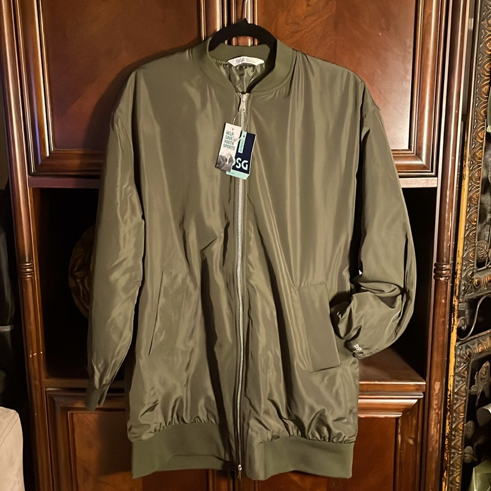 NWT - DSG - Women’s Medium Long Bomber Jacket (Olive Green)